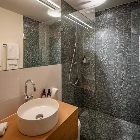 3,5 Direkt An Ski- Und Bikepiste Flims