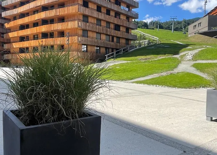 3,5 Direkt An Ski- Und Bikepiste Apartment *