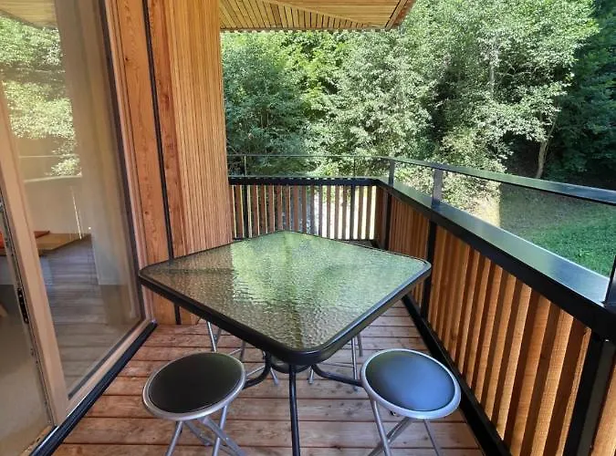 3,5 Direkt An Ski- Und Bikepiste Appartement *